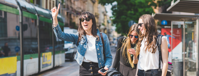 LISA-Sprachreisen-Erwachsene-Franzoesisch-Frankreich-Montpellier-Classic-Strassenbahn-Verkehr-Wege LISA-Sprachreisen-Erwachsene-Franzoesisch-Frankreich-Montpellier-Classic-Strassenbahn-Verkehr-Wege
